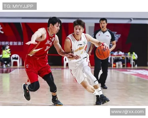 杭州羽毛球队以99分领跑挑战赛积分榜展现强劲实力 杭州羽毛球队以99分领跑挑战赛积分榜展现强劲实力