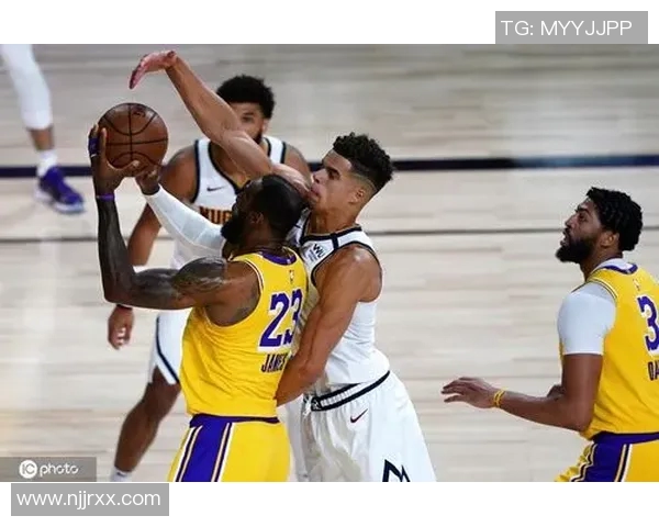 浓眉绝杀助湖人逆转掘金关键时刻展现超级巨星风范