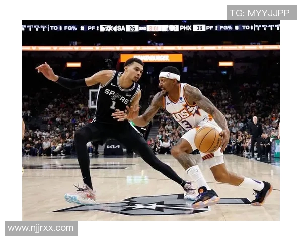 马刺与灰熊激战正酣最新战况分析与精彩瞬间回顾