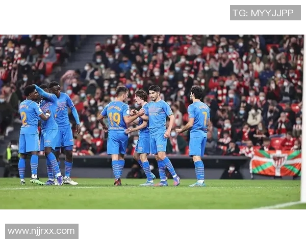 西甲焦点战毕尔巴鄂竞技迎战西班牙人争夺关键三分